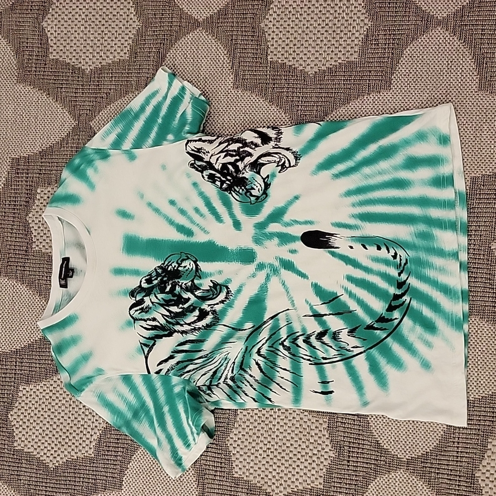 INC mens graphic tee